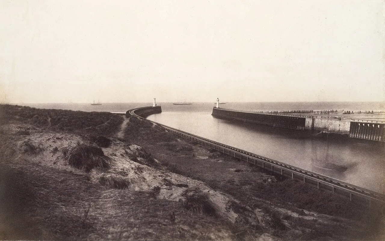 [Entrance to the Port of Boulogne] by Edouard Baldus