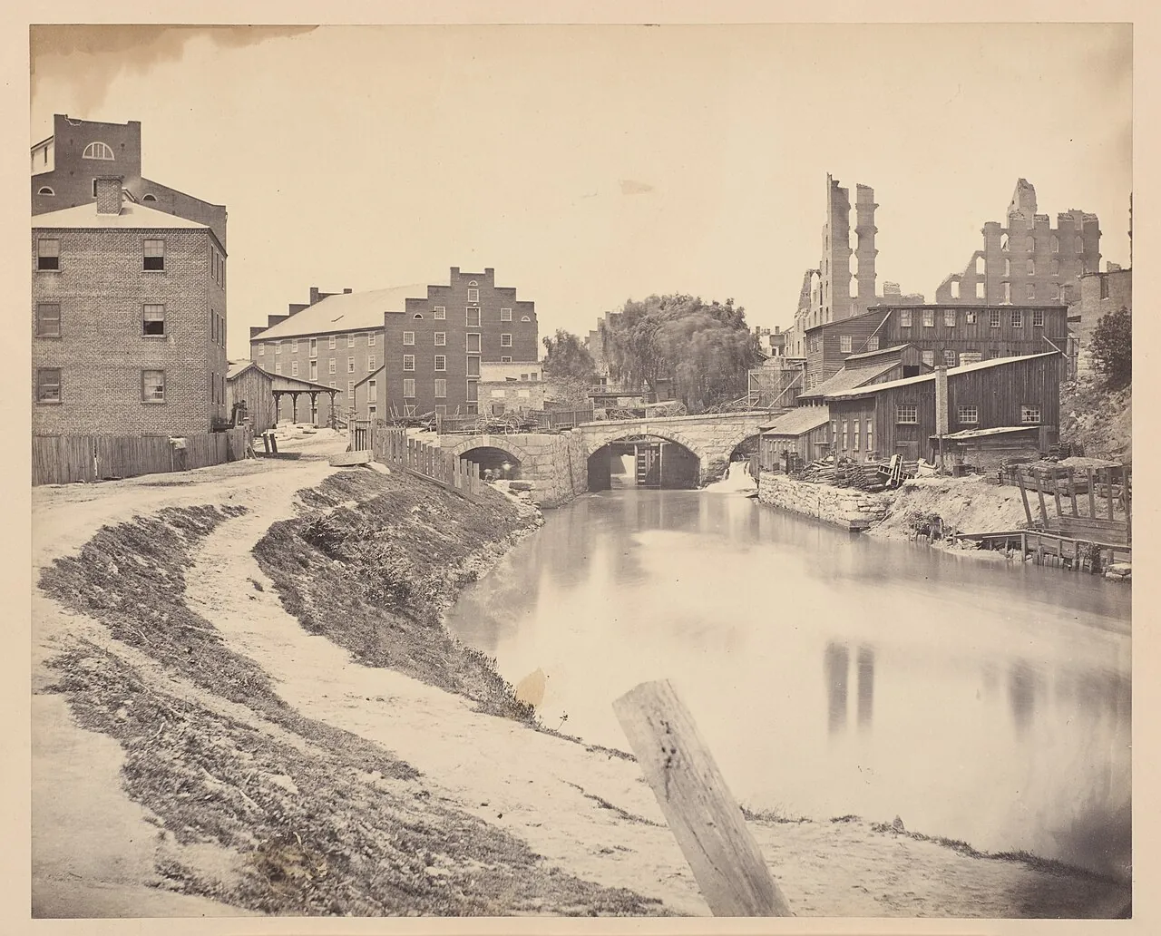 [Civil War View] by Thomas C. Roche